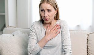 10-objawow-przepukliny-rozworu-przelykowego-jak-rozpoznac-problem-1