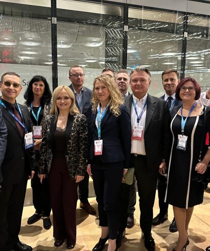 PHOTO-2025-11-16-08-42-15