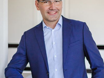 dr-pawel-wisz-otrzymal-nominacje-w-zakresie-proktoringu-na-terenie-polski-2