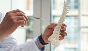 endoskopowe-operacje-kregoslupa-przelom-w-leczeniu-przepuklin-i-stenoz-1-1