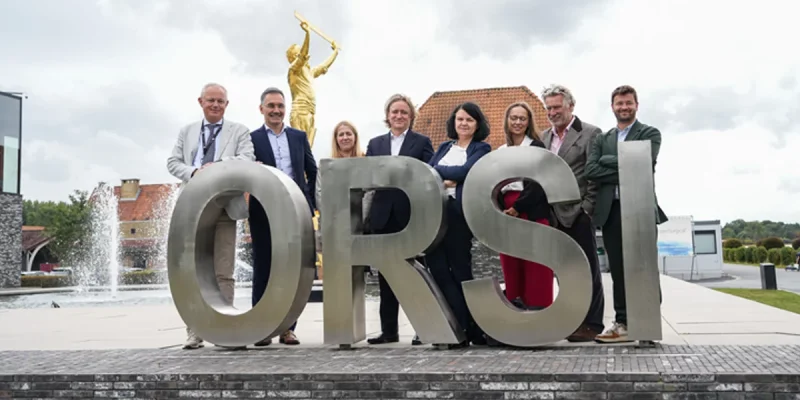 historyczne-operacje-na-odleglosc-dr-pawel-wisz-przeprowadzil-pierwsza-w-europie-zdalna-prostatektomie-1