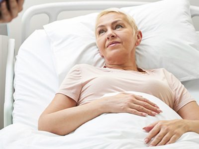 pierwsze-zabiegi-raka-endometrium-ze-wsparciem-robota-chirurgicznego