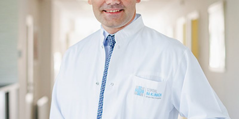 skomplikowany-zabieg-usuniecia-raka-prostaty-z-wykorzystaniem-robota-przeprowadzony-przez-dr-pawla-wisza-w-szpitalu-na-klinach