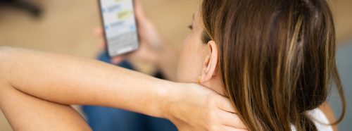 syndrom-text-neck-smartfonowej-szyi-1