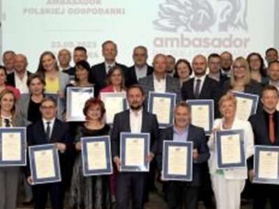 szpital-na-klinach-wsrod-laureatow-konkursu-business-centre-club-ambasador-polskiej-gospodarki-2023