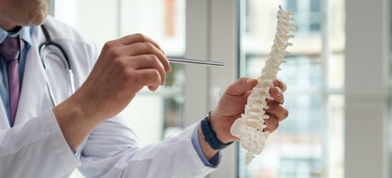 zlamania-kregoslupa-diagnostyka-leczenie-i-rehabilitacja-1
