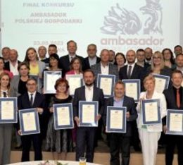 szpital na klinach wsrod laureatow konkursu business centre club ambasador polskiej gospodarki